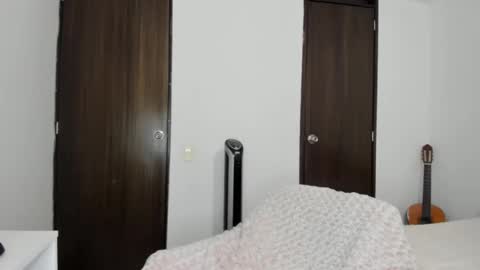 eli_dl online show from November 4, 2025, 11:15 pm