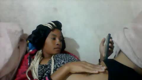 Snapshot of elia011 chatting on May 28, 2026, 7:44 pm elia011 online show from May 28, 2026, 7:44 pm