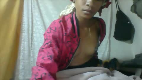 Snapshot of elia011 chatting on May 30, 2026, 1:14 am elia011 online show from May 30, 2026, 1:14 am