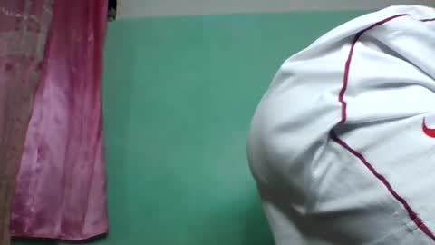Snapshot of eliahsexy chatting on July 6, 2026, 6:43 am eliahsexy online show from July 6, 2026, 6:43 am