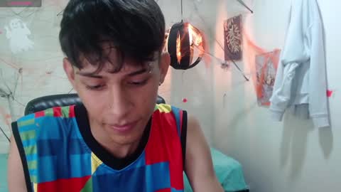 Snapshot of eliasblue chatting on December 7, 2024, 5:15 am E L I A S online show from December 7, 2024, 5:15 am