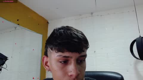 Snapshot of eliasblue chatting on December 19, 2024, 6:34 am E L I A S online show from December 19, 2024, 6:34 am