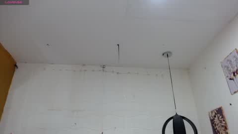 Snapshot of eliasblue chatting on December 19, 2024, 9:40 am E L I A S online show from December 19, 2024, 9:40 am