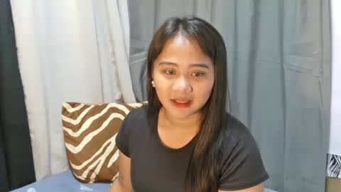 elie2001 online show from December 15, 2024, 5:02 am