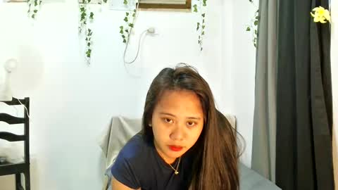 elie2001 online show from February 5, 2025, 8:32 am