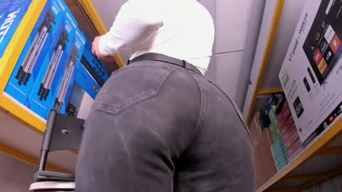 Eli  online show from April 7, 2026, 7:03 pm