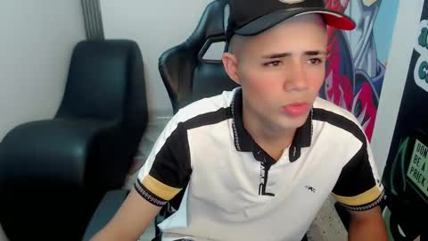 bby-santy online show from January 21, 2025, 2:05 pm