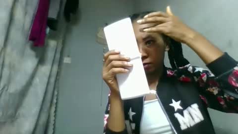 elina981 online show from February 11, 2026, 7:13 am