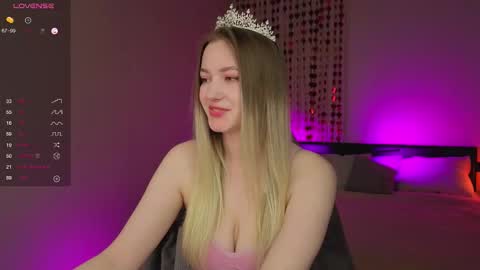 Elina online show from March 10, 2026, 5:01 am