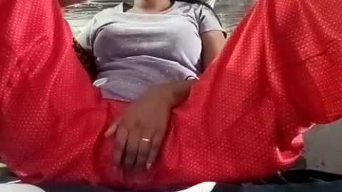 elina_roy03 online show from October 11, 2025, 2:55 am