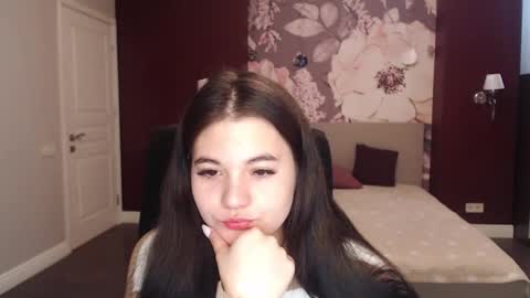 ElinaMils online show from March 11, 2025, 7:15 am