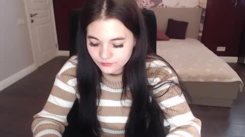 ElinaMils online show from March 11, 2025, 10:40 am