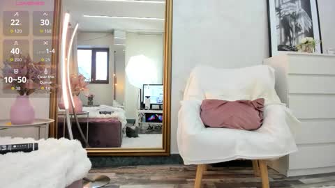 Elina online show from February 19, 2026, 6:53 am