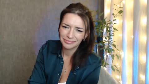 Elina online show from December 30, 2024, 2:53 am