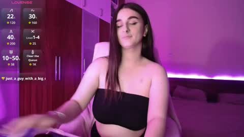 Snapshot of elinarossi chatting on April 20, 2026, 6:53 pm Elina Rossi online show from April 20, 2026, 6:53 pm