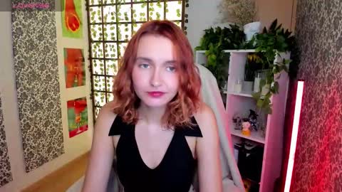 Elis  online show from September 17, 2025, 2:35 am