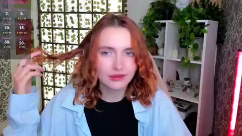 Elis  online show from October 21, 2025, 2:01 am