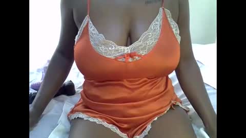 Snapshot of elisa044 chatting on March 2, 2025, 11:29 am lisathegoddess online show from March 2, 2025, 11:29 am