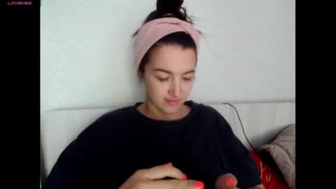 elisa_dove208 online show from October 2, 2025, 5:03 am