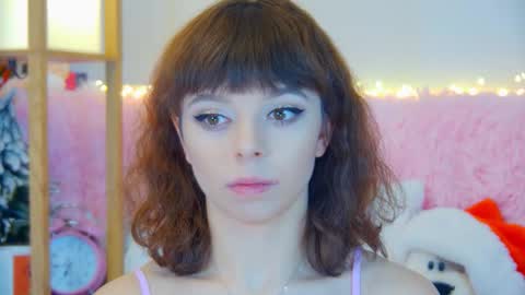 ElisabethDavis online show from December 1, 2025, 3:39 pm