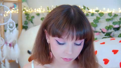 Snapshot of elisabethdavis chatting on April 18, 2026, 3:27 pm ElisabethDavis online show from April 18, 2026, 3:27 pm