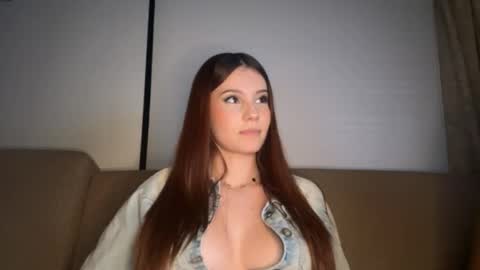 Snapshot of elisabethwillian chatting on September 18, 2025, 3:41 am Elisabet william online show from September 18, 2025, 3:41 am