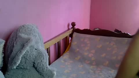 Snapshot of elisah01 chatting on February 15, 2026, 4:53 am elisah01 online show from February 15, 2026, 4:53 am