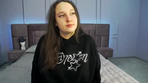 Elison online show from March 12, 2025, 6:29 am