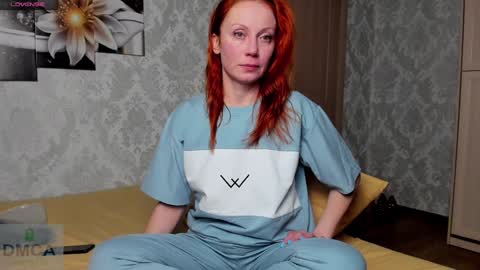 Elise online show from January 5, 2025, 7:49 pm