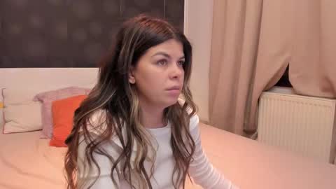 Elly online show from January 13, 2026, 8:58 pm