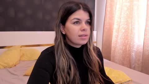 Elly online show from February 14, 2026, 10:12 am