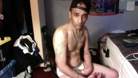 elisharay95 online show from April 28, 2026, 8:25 pm
