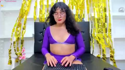 elith_berry69_ online show from January 13, 2025, 12:41 am
