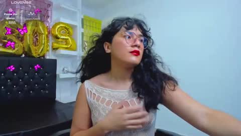 elith_berry69_ online show from March 4, 2025, 10:27 pm