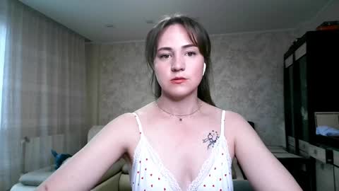 Elizabeth online show from April 26, 2026, 10:02 am