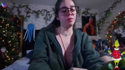 Elizabeth online show from December 23, 2024, 10:10 am