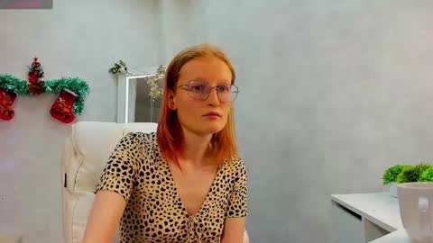 Elizabeth online show from December 28, 2024, 2:53 pm