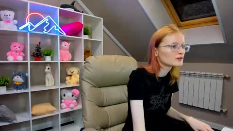 Elizabeth online show from December 31, 2024, 1:04 am