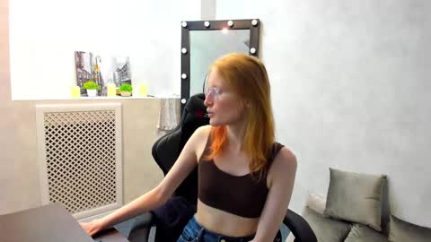 Elizabeth online show from February 12, 2025, 11:18 am