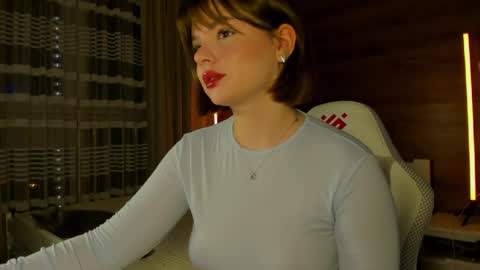 Snapshot of elizabeth_hottie chatting on May 18, 2026, 11:21 pm Elizabeth online show from May 18, 2026, 11:21 pm