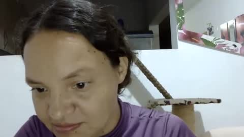 Elizabeth Martinez  online show from February 25, 2025, 12:25 am