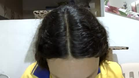 Elizabeth Martinez  online show from February 26, 2025, 12:38 am