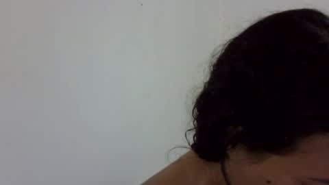 Elizabeth Martinez  online show from October 21, 2025, 4:51 pm