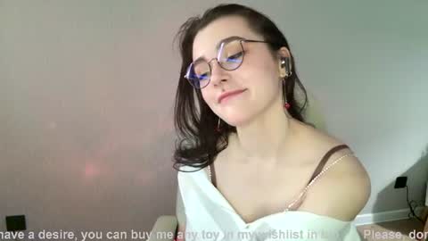 Snapshot of elizabeth_milller chatting on June 24, 2026, 12:31 am Lizzy online show from June 24, 2026, 12:31 am