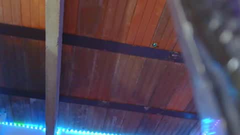 Lizzy online show from December 4, 2025, 9:45 pm