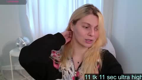 elizabethmad online show from September 29, 2025, 6:18 am