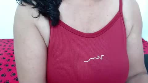 ElizabethMiler online show from June 10, 2026, 3:55 pm