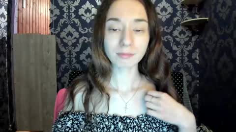 elizabethrice online show from December 22, 2024, 1:01 am