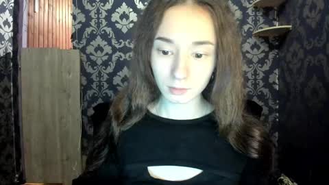 elizabethrice online show from December 29, 2024, 9:09 pm