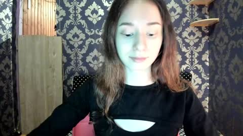 elizabethrice online show from March 1, 2025, 1:32 am